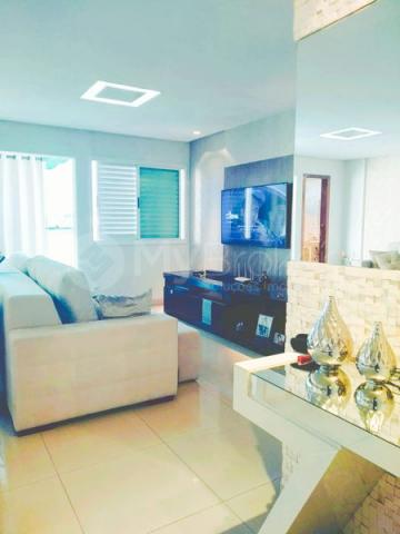 Apartamento com 3 quartos no Residencial Clenon Loyola - Bairro Village Veneza em Goiânia