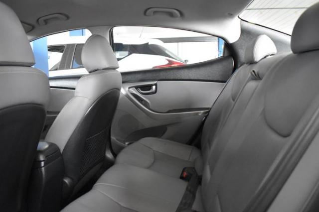 Hyundai elantra 2012 1.8 gls 16v gasolina 4p automÁtico - Foto 4