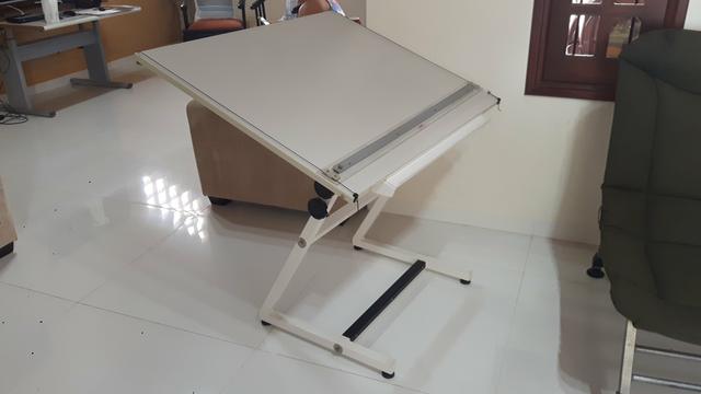 Mesa TRIDENT p/ desenho arquitetônico - 500,00