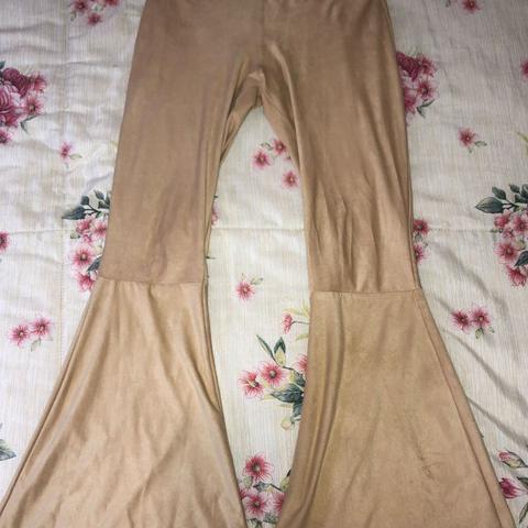 Calça camurça nunca usada - Foto 2