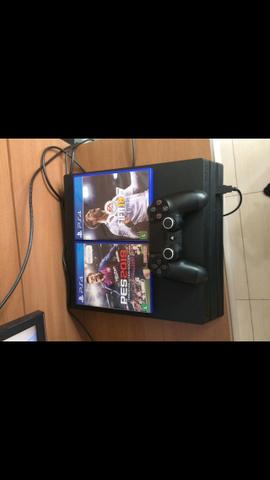 Vendo ps4 pro impecável