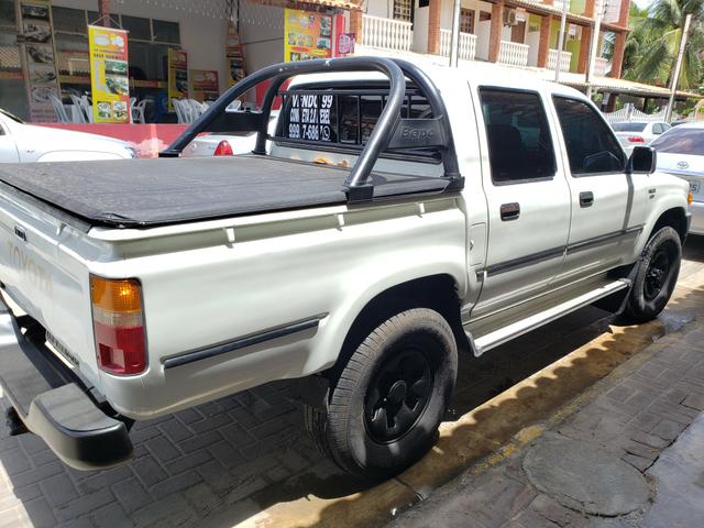 Vendo hilux 99 2.8 cabine dupla - Foto 4