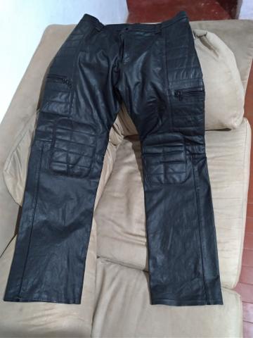 Calça de couro estilo motoqueiro