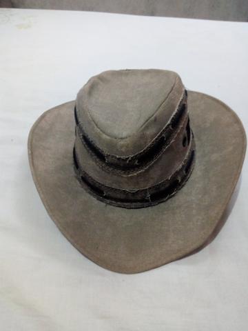 Vendo um Chapéu Cowboy de Couro simples cor cinza (veja descrição) - Foto 2