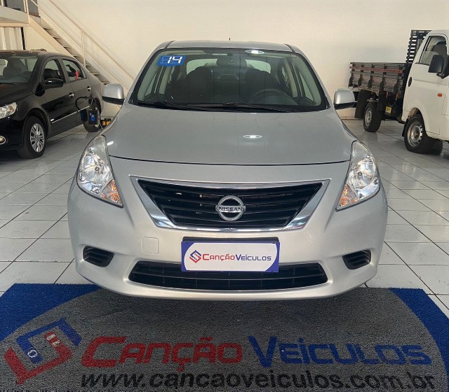 VERSA SV 1.6 2014 COMPLETO