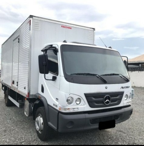 MERCEDES BENZ ACCELO 915