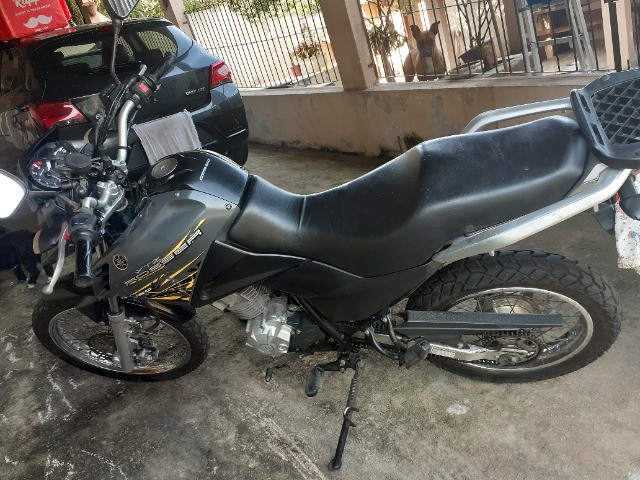 VENDO MOTO YAMARA , SÓ VENDO.