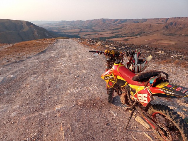 MOTO DE TRILHA DRZ 400E