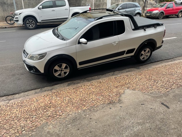 SAVEIRO CROSS COMPLETA