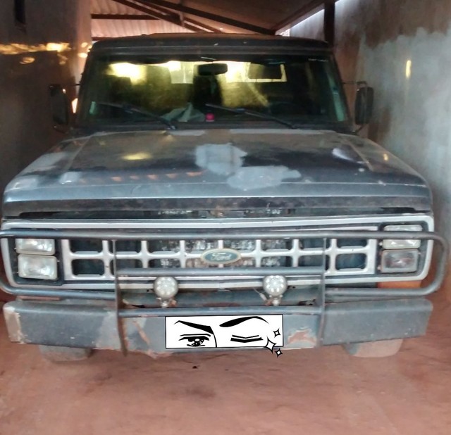 F1000