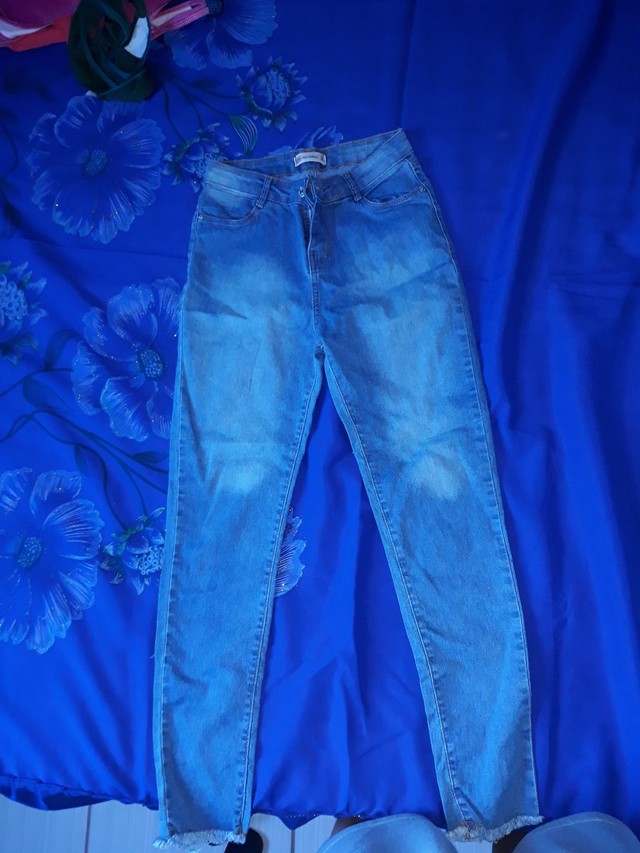 Calça jeans Feminina Tam 38 veste 36, tamanho pequeno 