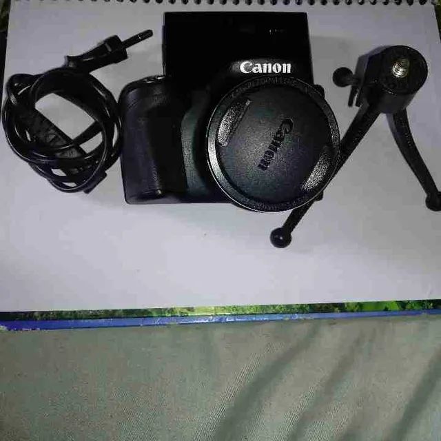 Camera  Canon