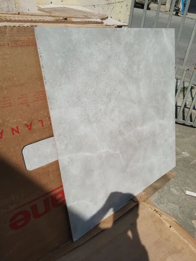 Porcelanato polido dólmen cinza 120x120 Eliane  - Foto 2