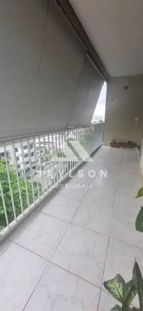 Apartamento com 2 quartos e dependência na Vila da Penha a 5 minutos do Carioca Shopping p