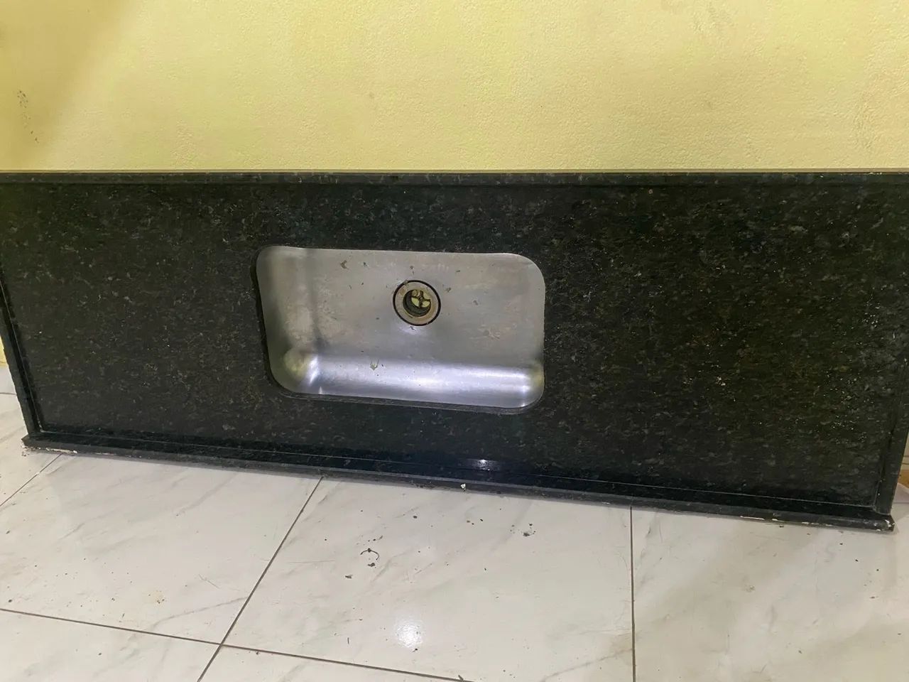 Pia com Cuba verde Ubatuba - Foto 2