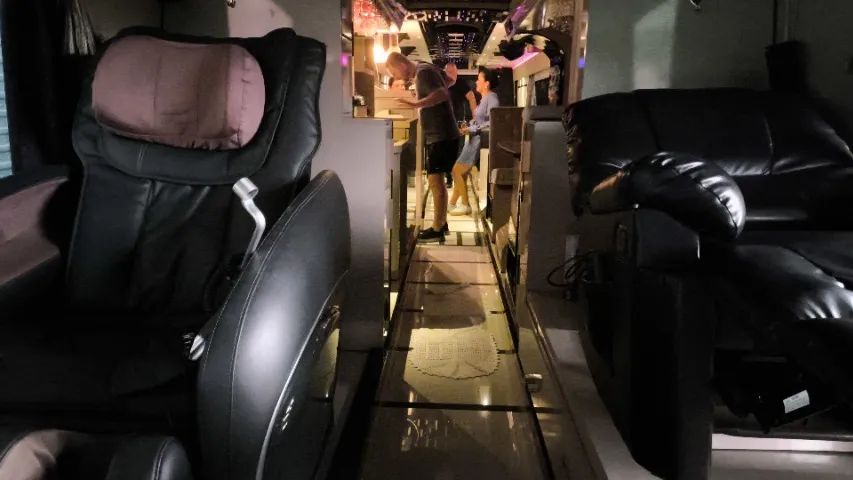 Ônibus Showlightinghome