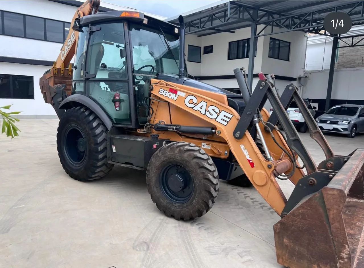 Retroescavadeira case 580n ano 2020 