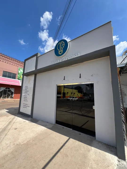 Aluga-se salas comerciais na Ataíde Teive