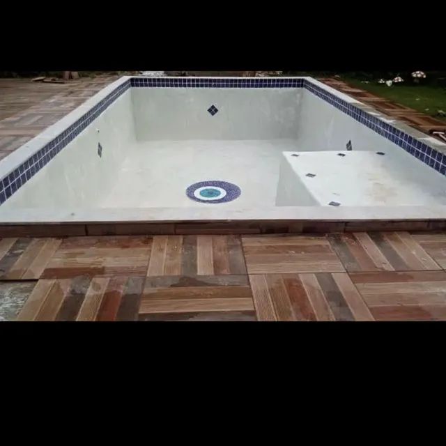 Olho grego, mosaico, piscina