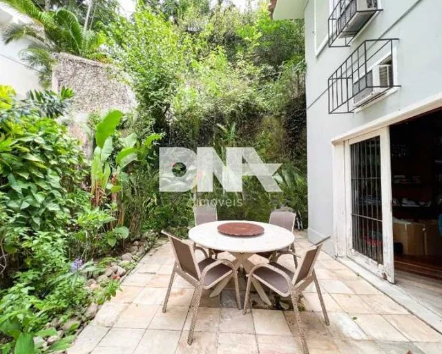 Casa de rua - Triplex / Residencial / Laranjeiras - Foto 5