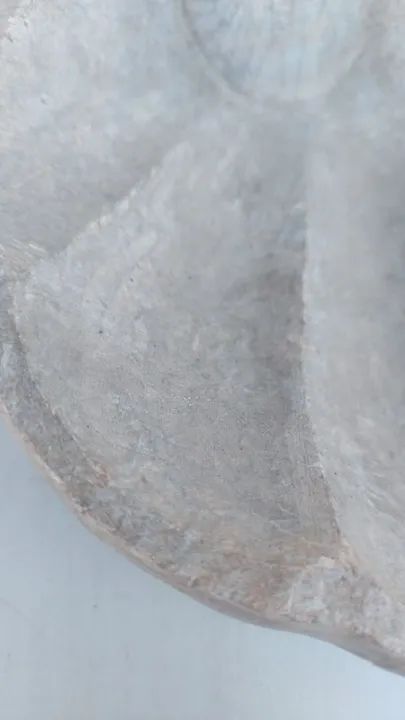 Concha para água benta em pedra sabão  - Foto 5
