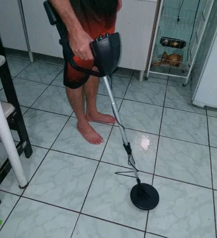 Vendo esse detetor de metais