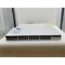 Switch Cisco Catalyst 9300 48UXM L3 36x2.5G UPOE+ 12 x 100/1000/2.5G/5G/10G UPOE
