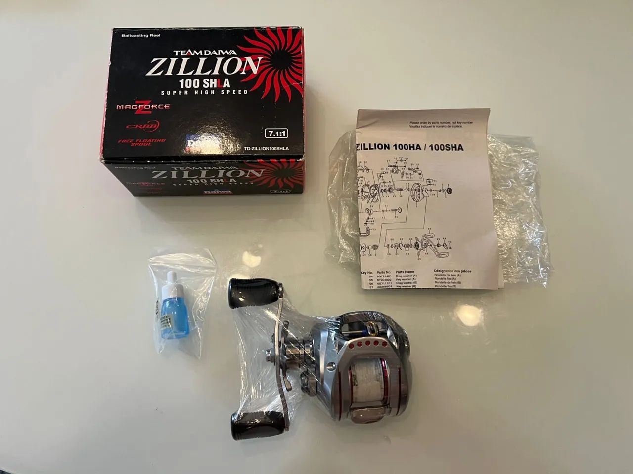 Carretilha Daiwa Zillion 100 SHLA 7.1:1 - esquerda - japonesa 