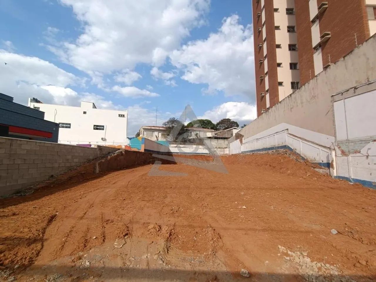 Terreno à venda e para alugar em Campinas, Jardim Proença, com 674 m²