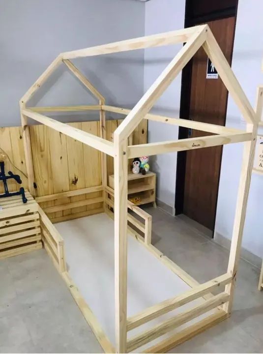 Cama infantil casinha