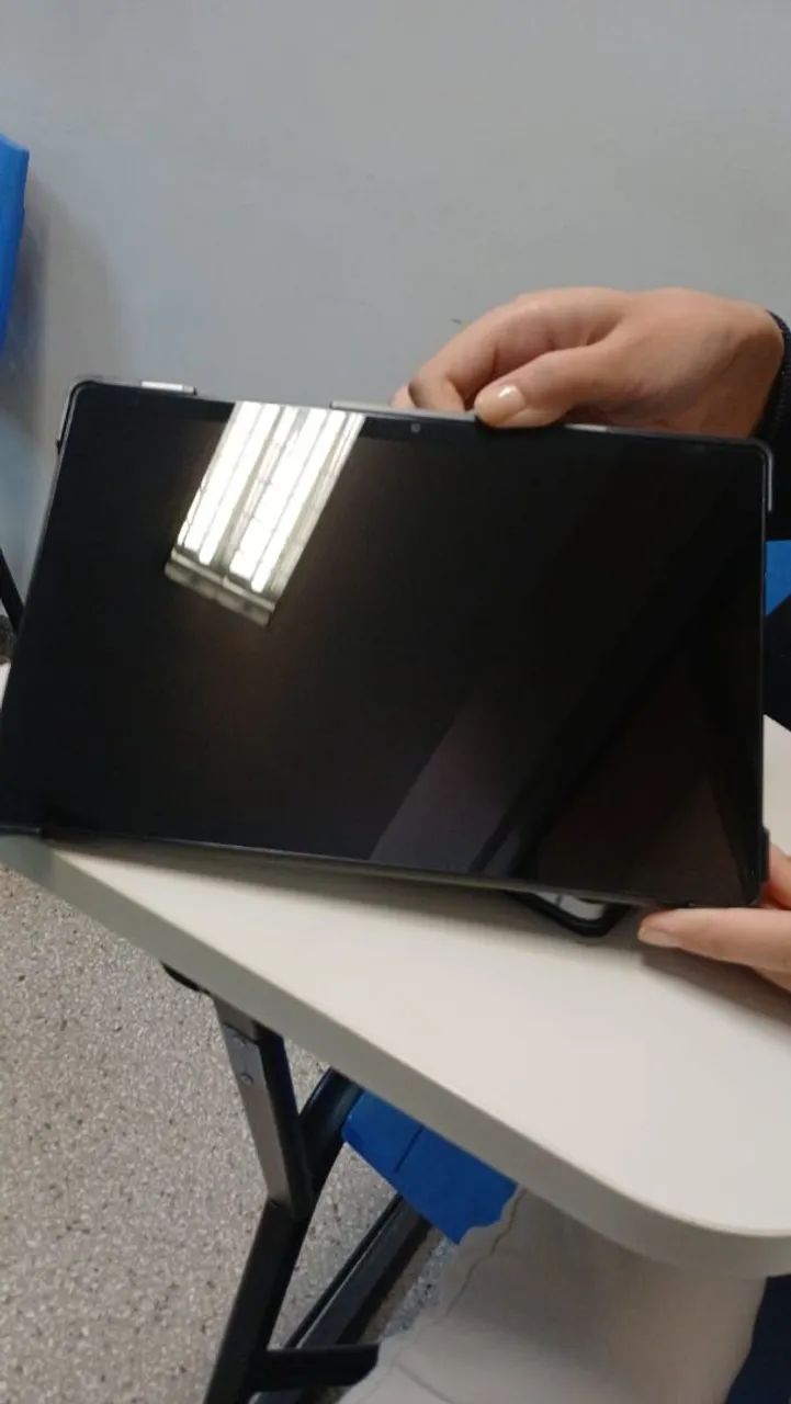 Tablet Samsung A8