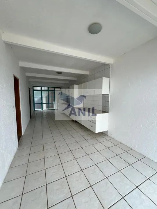 Casa comercial, com deque e linda vista definitiva! - Foto 8