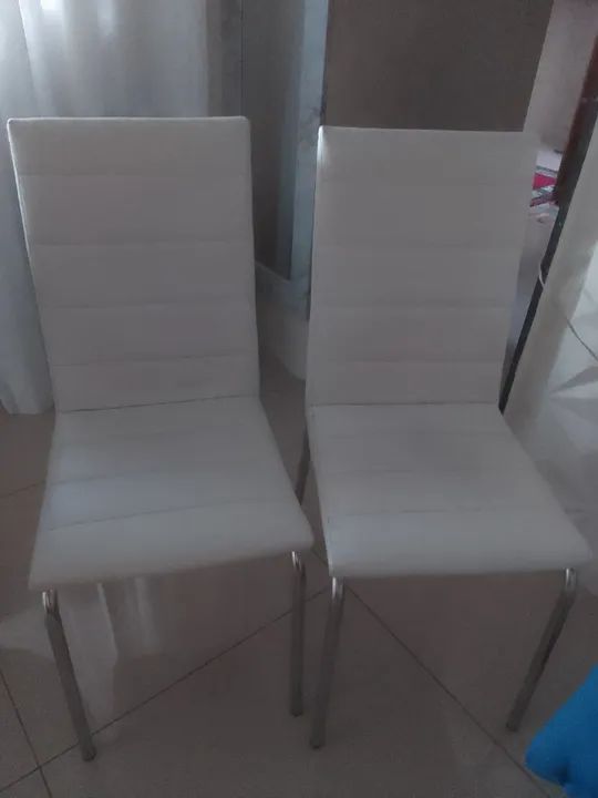  4 Cadeiras de corino R$250,00 - Foto 2