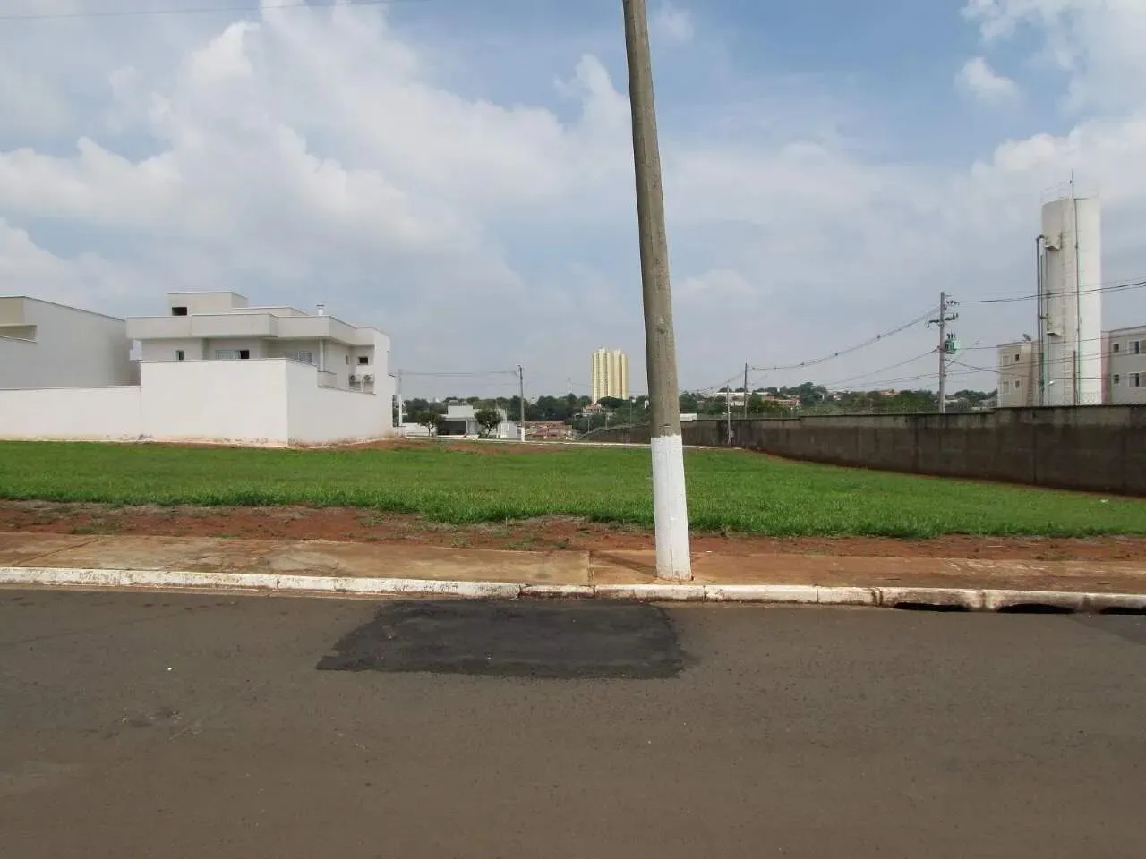 Terreno em condomínio à venda, Jardim Phillipson Park - Americana/SP