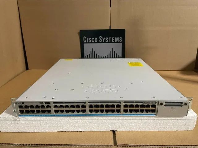 Switch Cisco Catalyst 9300 48UXM L3 36x2.5G UPOE+ 12 x 100/1000/2.5G/5G/10G UPOE - Foto 3