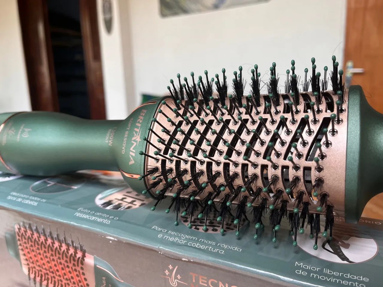 Secadora de cabelo Britânia em estado de nova