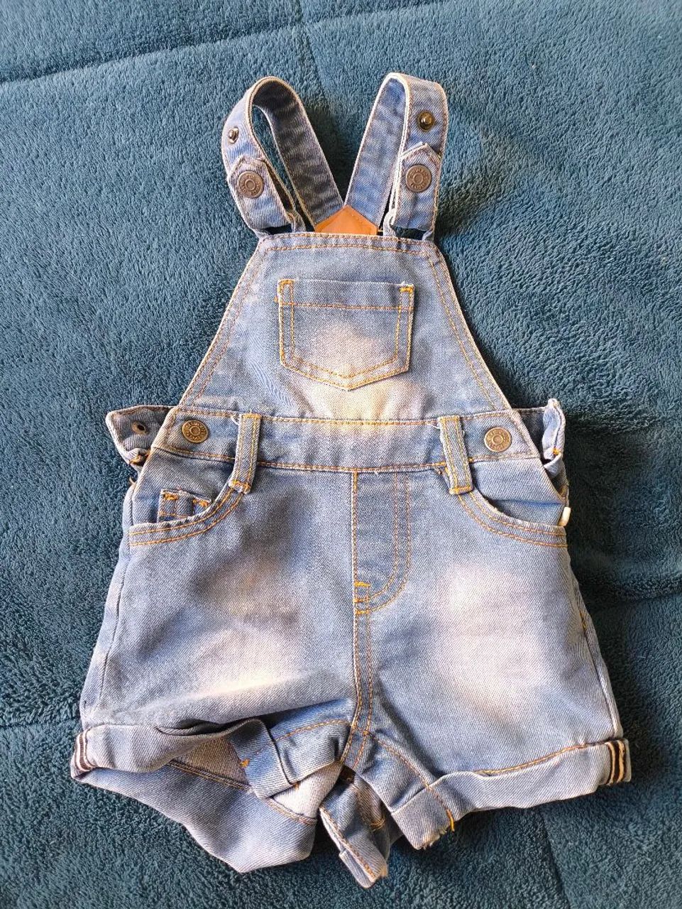 Macacão Jeans Curto Infantil