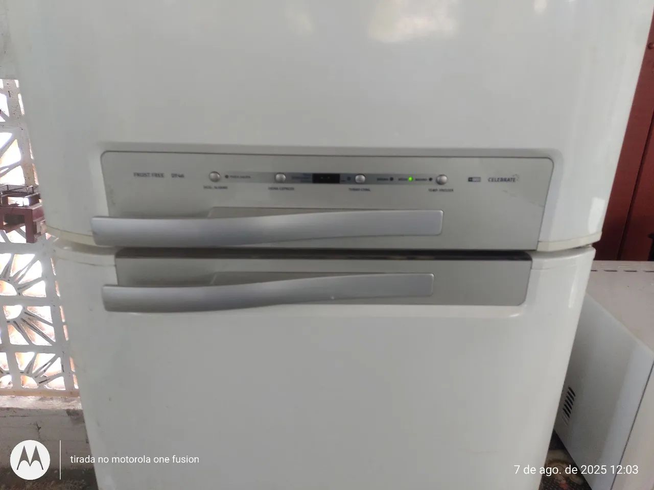REFRIGERADOR ELECTROLUX DF 46 220V - Foto 3