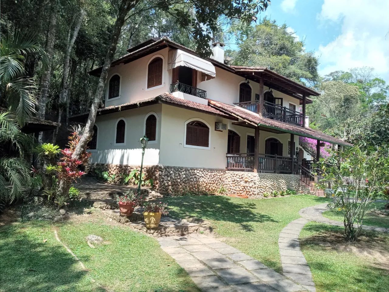 Chácara /casa alto padrão, no  VALE DAS CRUZES -  VISC.  M AU Á  RJ, terreno 3160M ²,casa - Foto 3