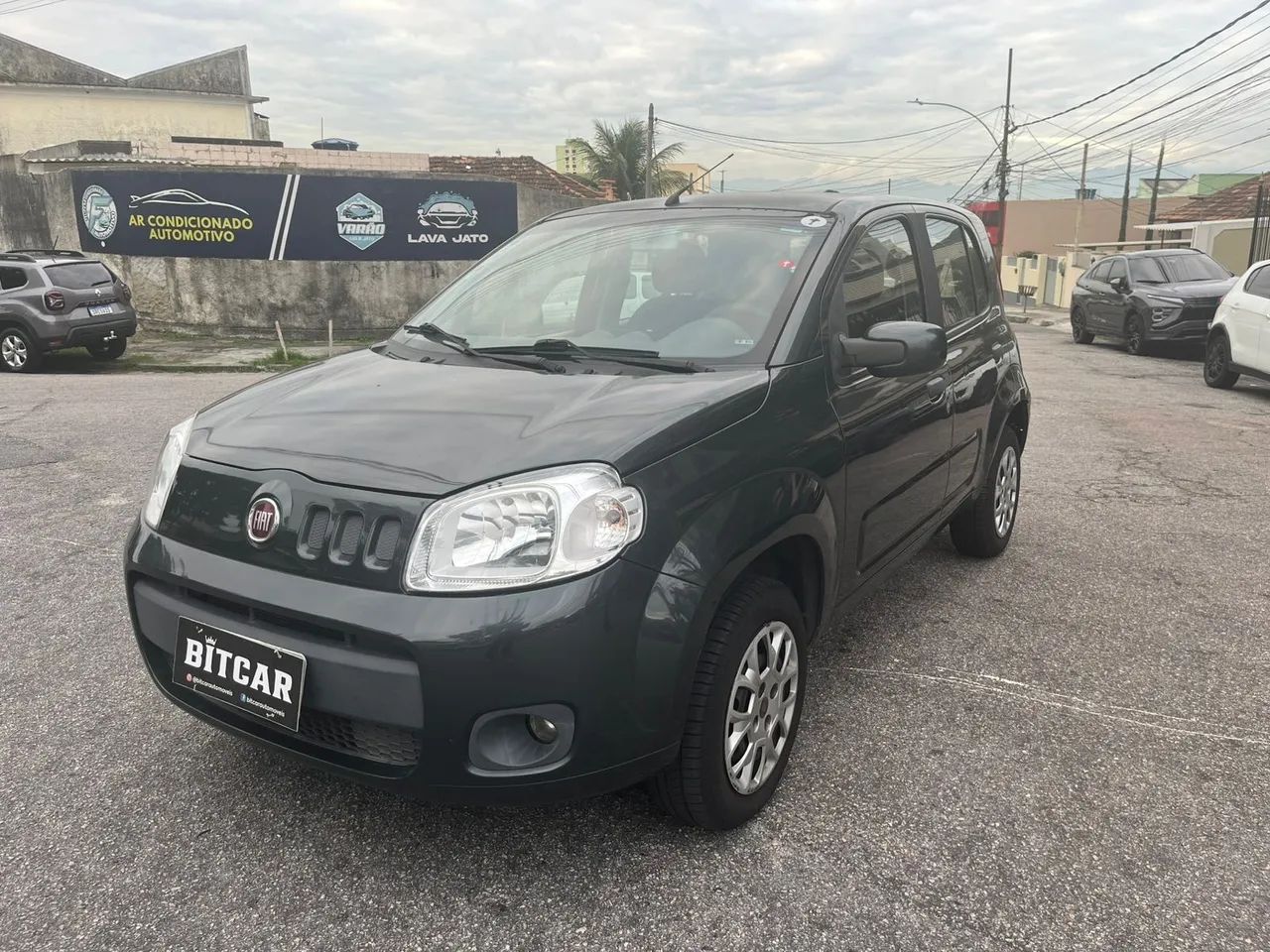 Uno Vivace 1.0 ano 2014 único dono uma verdadeira raridade carro possue manual chave  - Foto 3