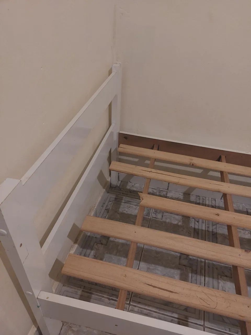 Cama de solteiro 130 reais - Foto 4