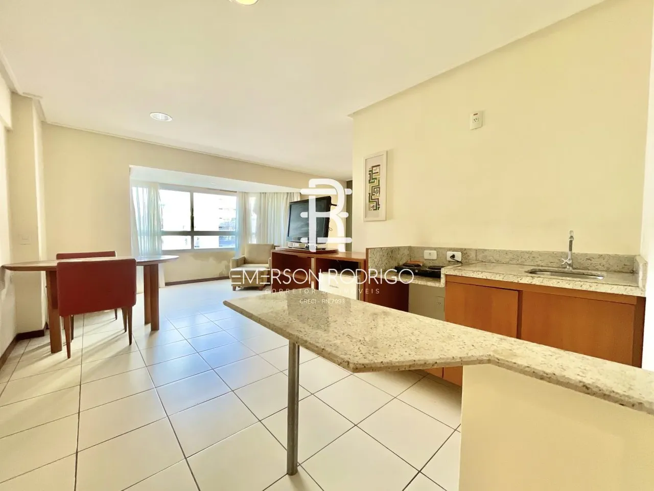 Apartamento para Locação em Natal, Petrópolis, 1 dormitório, 1 suíte, 1 banheiro, 1 vaga