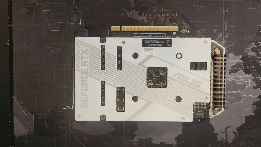 Placa de vídeo ASUS Dual GeForce RTX 3060 White OC Edition 8GB GDDR6 - Foto 2