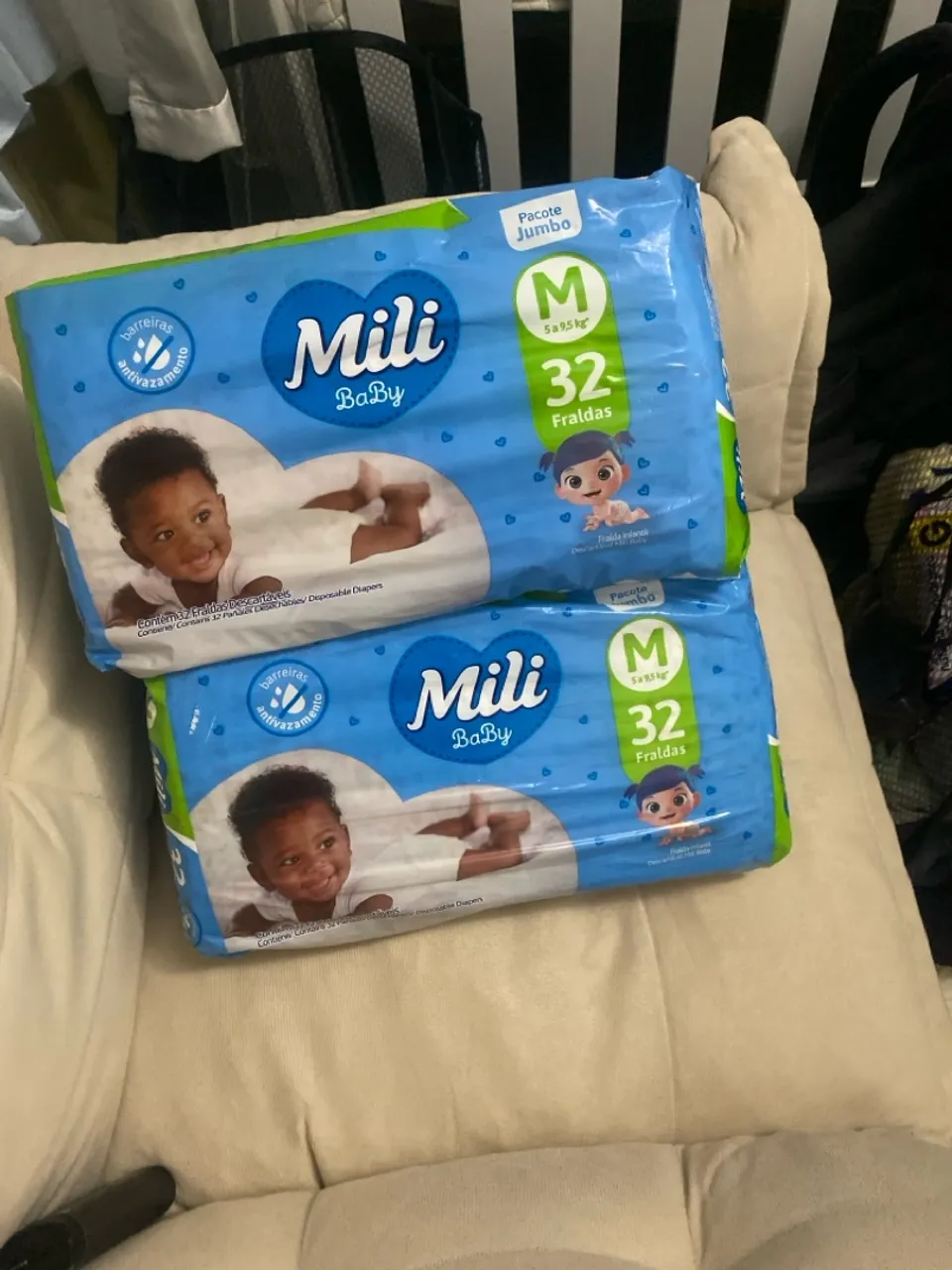 Fraldas Mili Baby M - Pacote Jumbo com 32 unidades