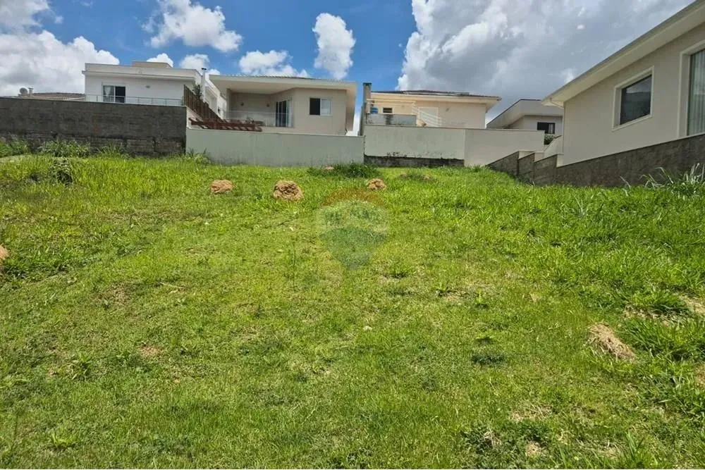 Terreno em condomínio de Valinhos