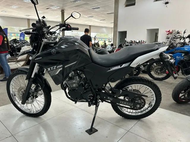 Yamaha XTZ 250 Lander 2021 / 17.985 KM - Foto 3