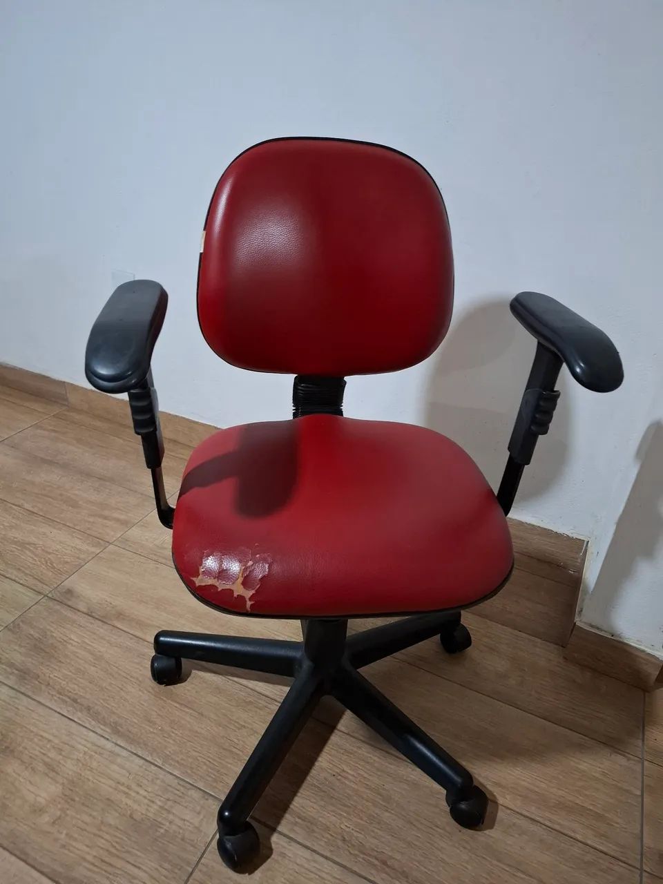 CADEIRA GIRATORIA DE ESCRITÓRIO