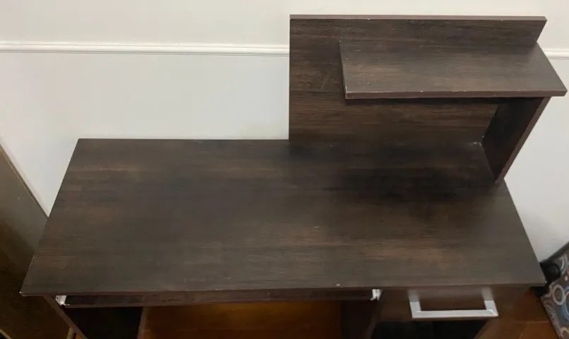 MESA PARA COMPUTADOR - ESCRIVANINHA