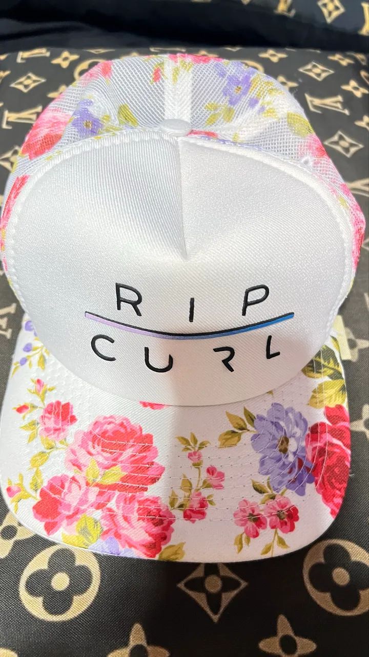 Boné  RIP CURL  floral  premium luxo  grife - Foto 2