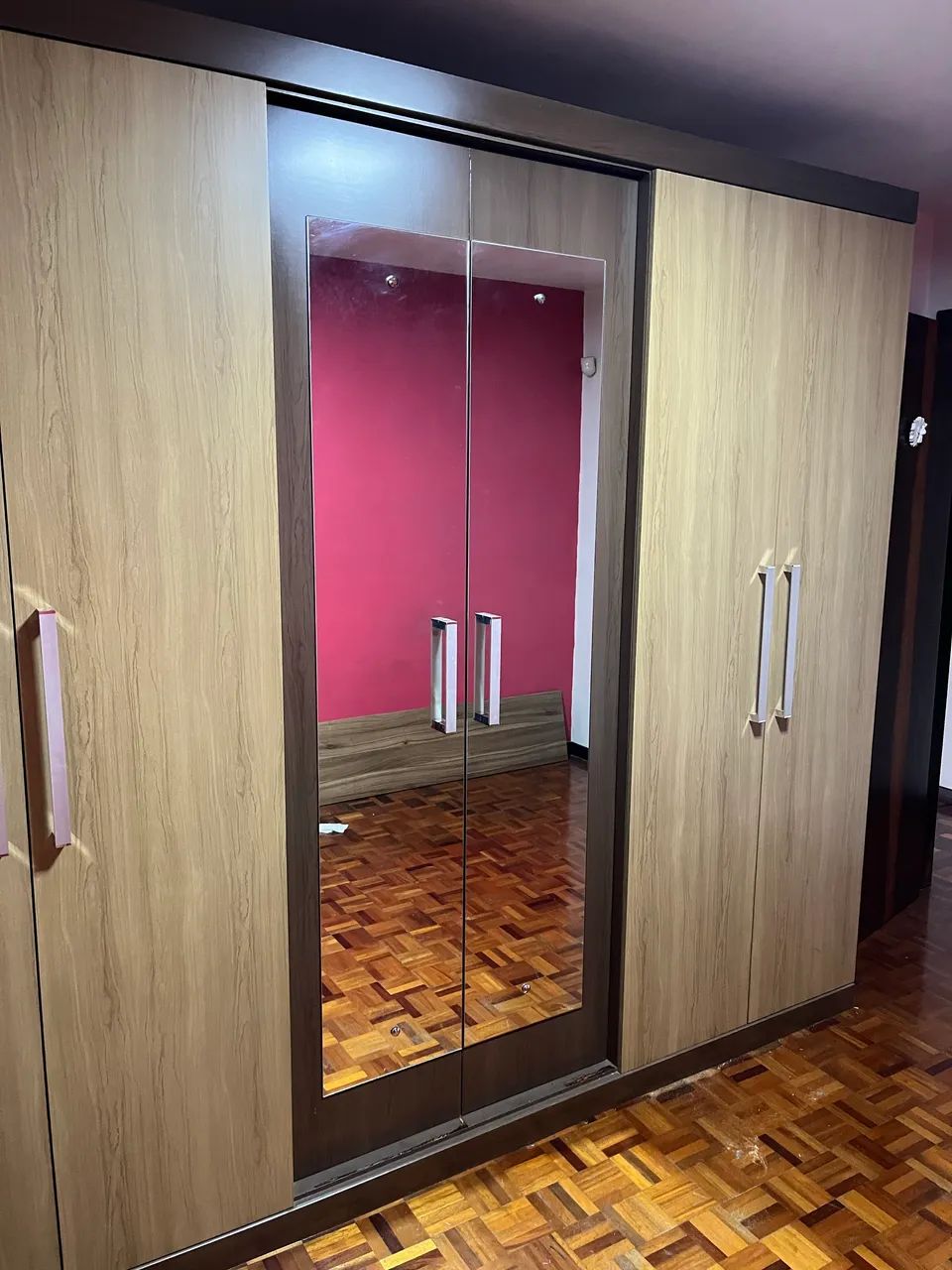 Wardrobe64312002185345123